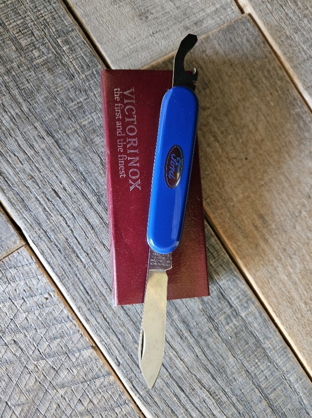 Vintage (80's Approx) Victorinox Bantam Blue Multi-Tool  with Ford Logo - Picture 3 of 4